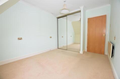 Double Bedroom.JPG