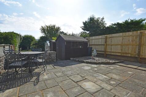 Rear Patio.JPG