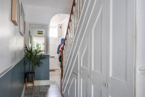 Entrance Hall.jpg