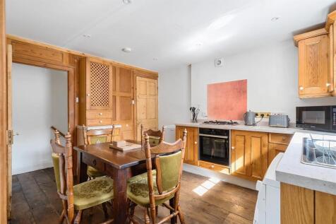 Kitchen II.jpg
