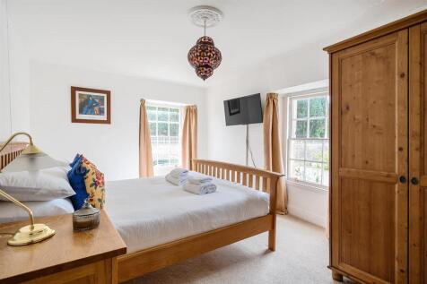 Bedroom One II.jpg