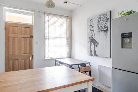 Kitchen II.jpg