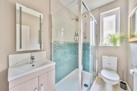 Shower Room.jpg