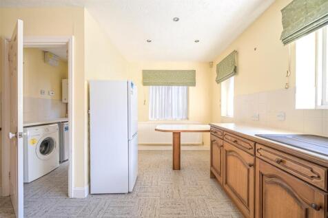 Kitchen II.jpg