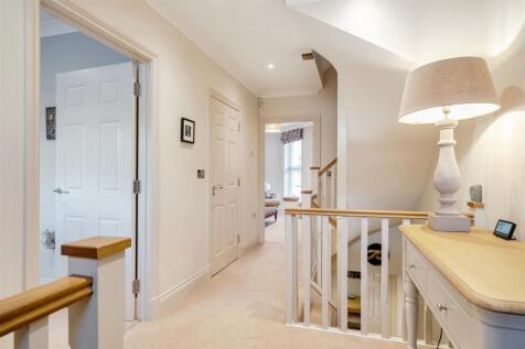 Entrance Hallway.jpg