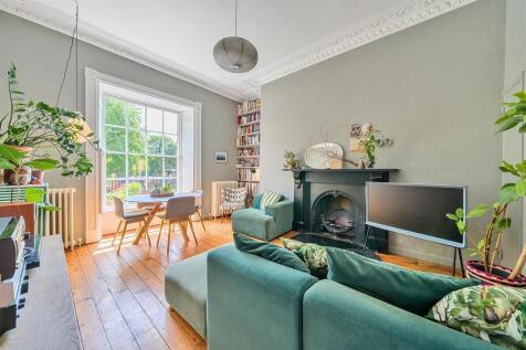 Living Room.jpg