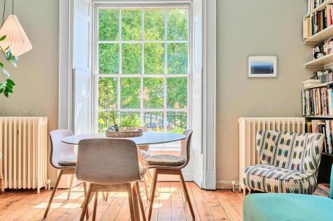 Dining Area.jpg