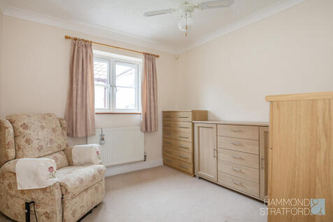 Annexe Bedroom 1