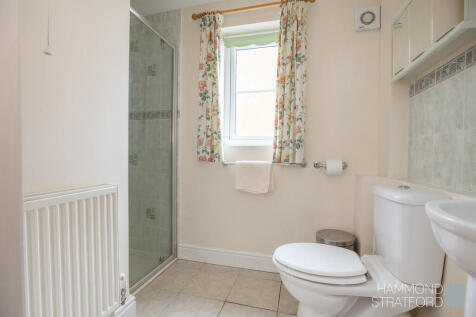Annexe Shower Roo...
