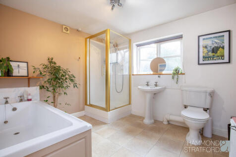Ground Floor Bathroom