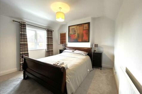 DOUBLE BEDROOM ONE
