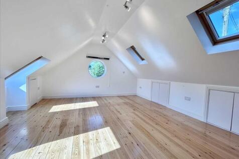 STUDIO OFFICE