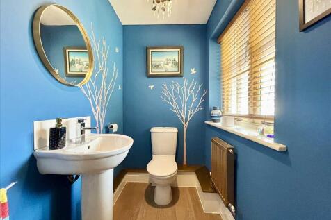 GROUND FLOOR WC
