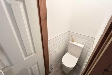 GROUND FLOOR WC