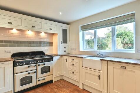 Kitchen/Dining Ro...
