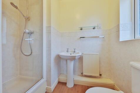 Ensuite (Bedroom ...