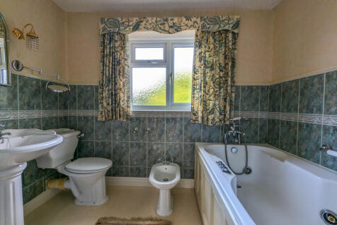 Family  Bathroom