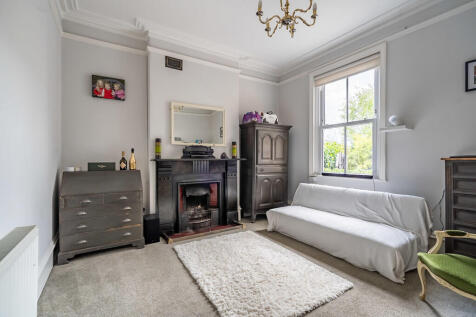 Dining Room/Snug