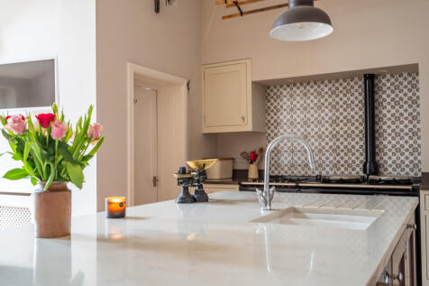 Kitchen/Dining Ro...