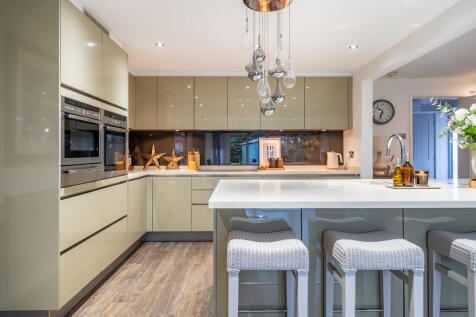 Kitchen/Dining Ro...