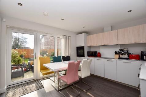 Kitchen/Dining Ro...