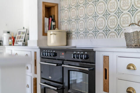Oven