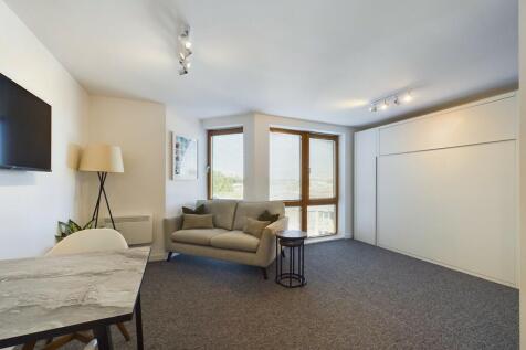 Lounge Bedroom