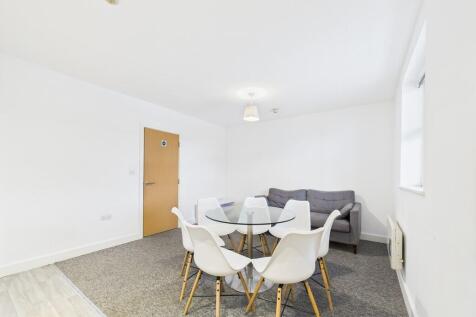 Lounge / Kitchen