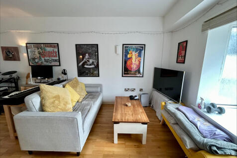 Living Room2