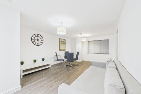 Lounge / Kitchen