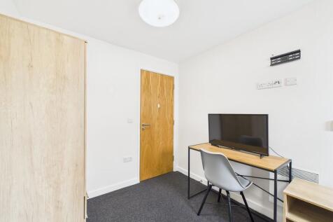 Bedroom 5.3