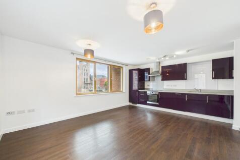 Lounge / Kitchen