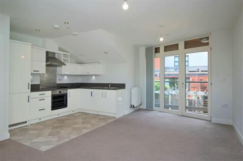 Lounge/Kitchen