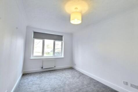 4.bedroom.jpg