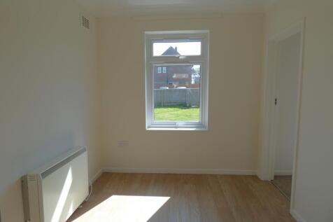 Pic 6 Dining Room.JPG