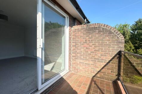 4.BALCONY.jpeg