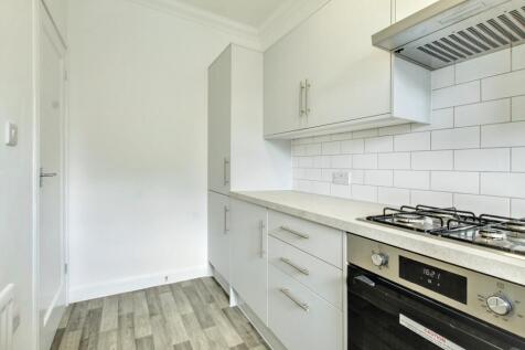 5.KITCHEN.jpg