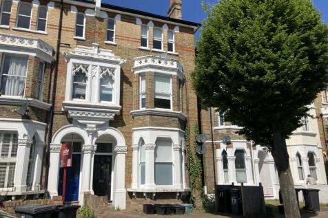 1.EXTERIOR.JPG