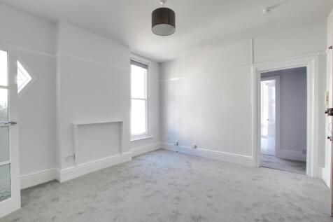 3 LOUNGE ANGLE 2.jpg
