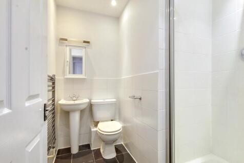 6.SHOWER ROOM (1).jpg