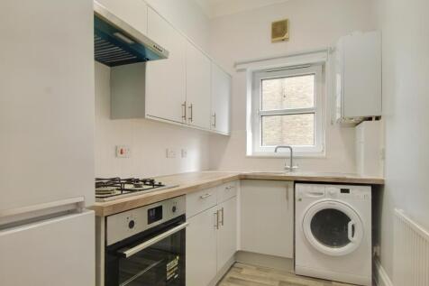 3.kitchen.jpg