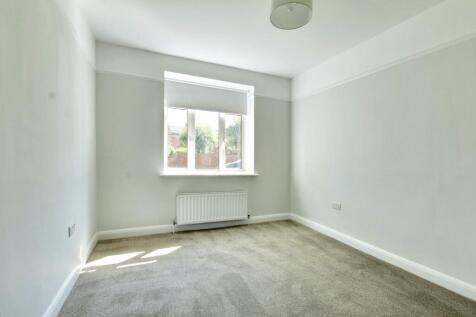 4.BEDROOM.jpg