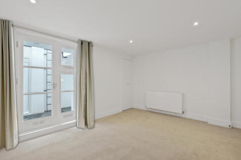 9 BEDROOM 1.jpg