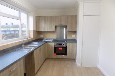 Pic 3 Kitchen (4).jpg