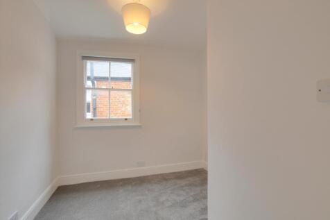 5 BEDROOM 3.jpg