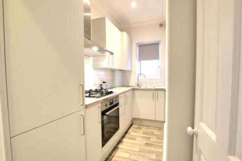 3.kitchen.jpg