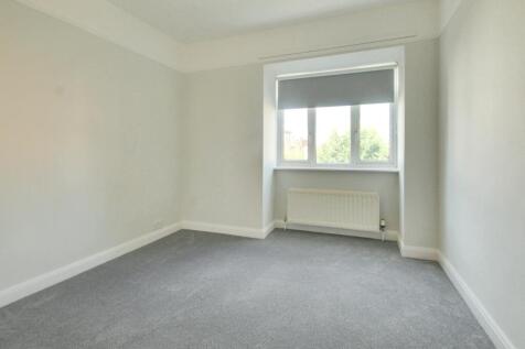 5.bedroom.jpg