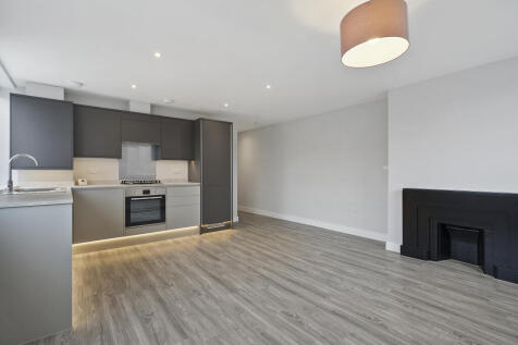 3 lounge angle 2.jpg