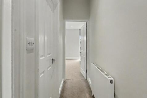 8.hallway.jpg