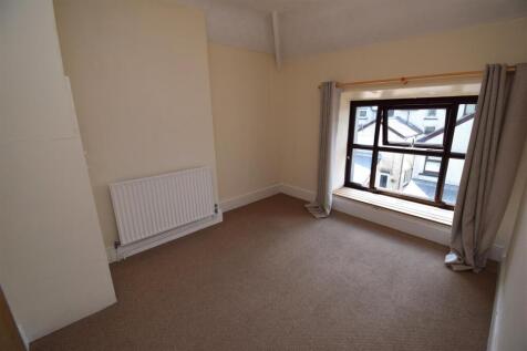 Bedroom 2.JPG